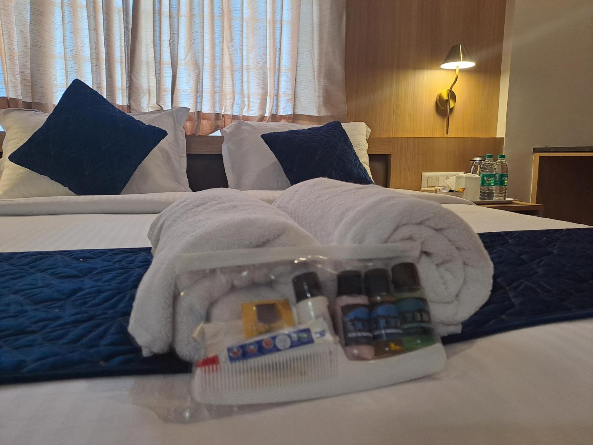 Sky Inn Mysore Eksteriør bilde