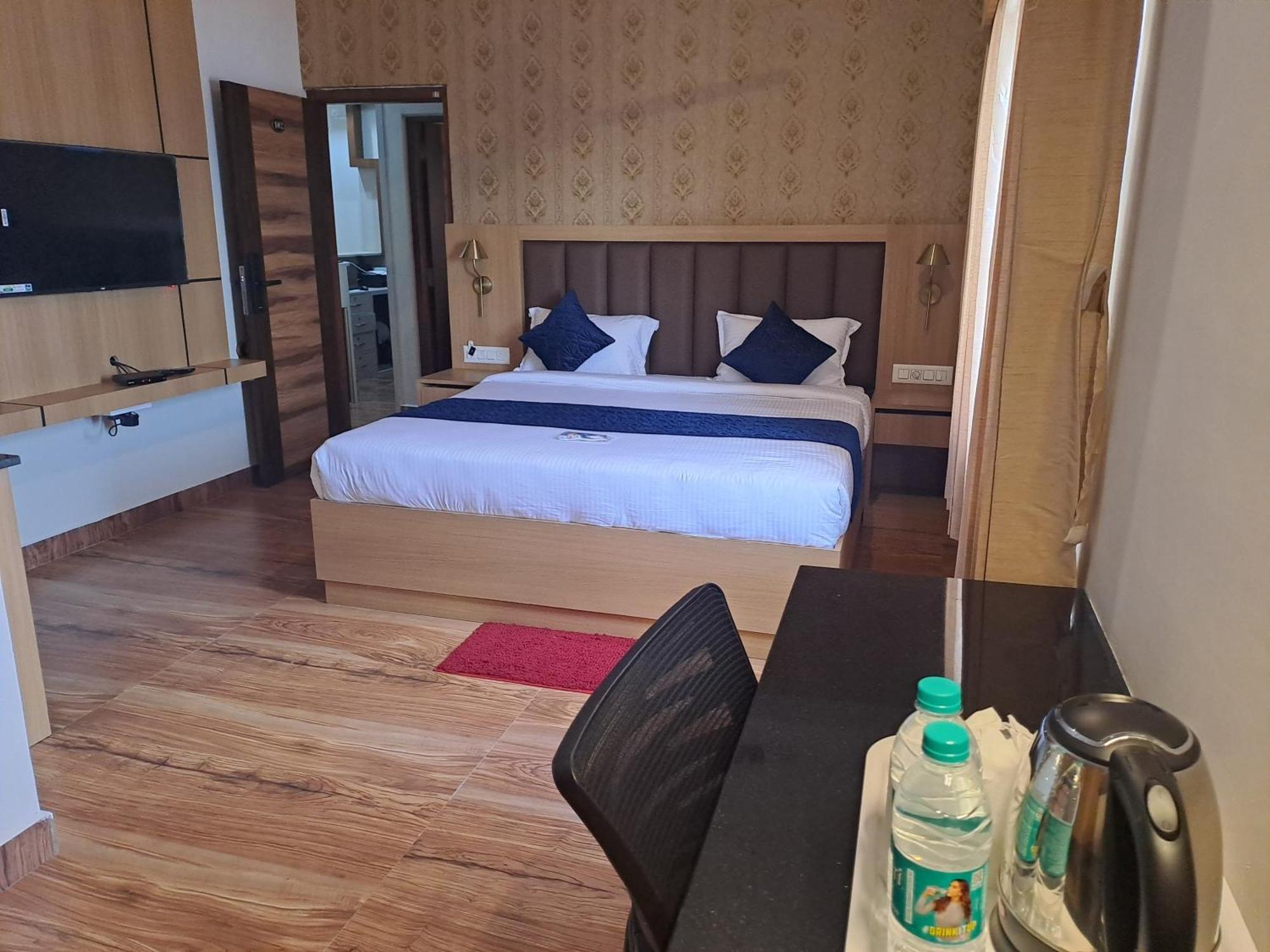 Sky Inn Mysore Eksteriør bilde